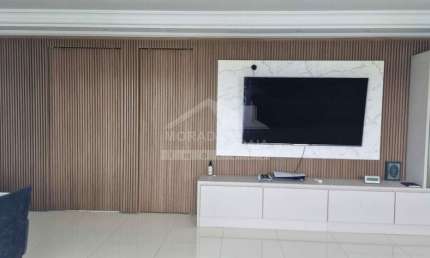 Apartamento Alto Padrão mobiliado no Canto do Forte.Confira na imobiliária em Praia Grande.