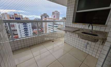 Apartamento na Guilhermina, 2 suítes, 2 vagas, confira em Praia Grande.
