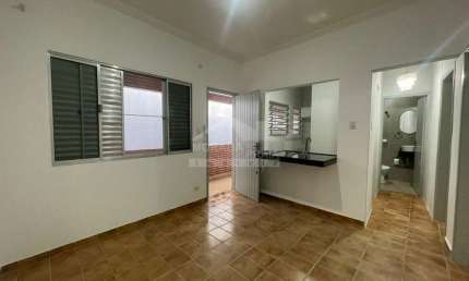 Apartamento 2 Dormitórios, no CANTO DO FORTE 150 METROS DA PRAIA.