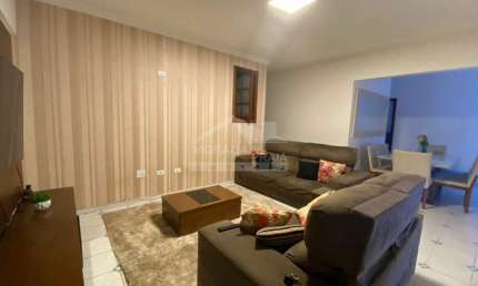 Apartamento no FORTE de 03 Dormitórios, Sacada, Lazer, Confira na Imobiliária em Praia Grande.