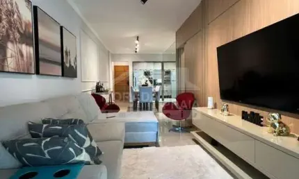 Apartamento mobiliado em localização privilegiada a 200 metros da praia em praia grande!!