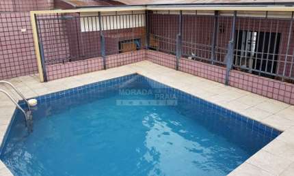 Cobertura no FORTE, 3 dormitórios, piscina, 4 VAGAS, confira na imobiliária em Praia Grande.
