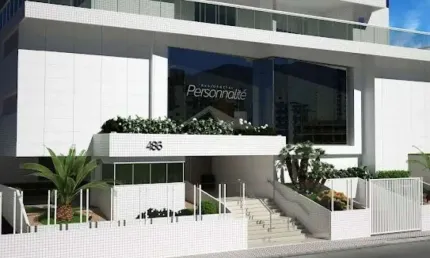 Apartamento de alto padrão na aviação, 3 dormitórios, 100 metros do mar, confira em praia grande.