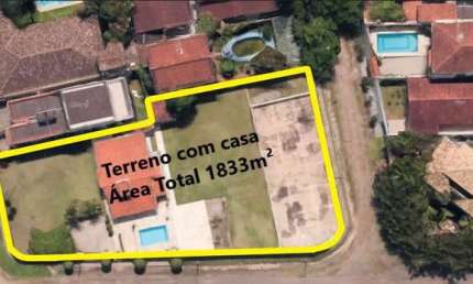 Imperdível!Terreno amplo c/casa, próximo ao Mar na Praia da Enseada.