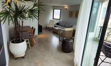 Ampla Cobertura Localização Privilegiada a 100 Metros da Praia.
