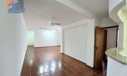 Amplo apartamento lado praia região dos restaurantes!