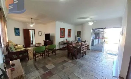 Ampla Cobertura próximo a Região Brunela Enseada - Guarujá!