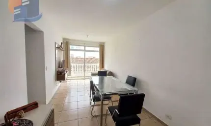 Apartamento com Boa localização na Enseada Guarujá.