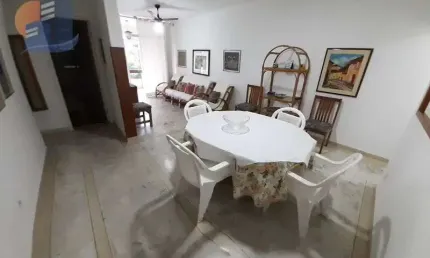 Amplo apartamento. prédio com lazer - praia enseada.