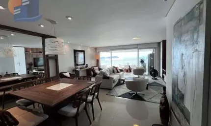 Pé na Areia Vista Privilegiada ao Mar Praia da Enseada - Guarujá.