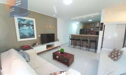 REFORMADO! 01 QUARTO/02 BANHEIROS E 02 VAGAS DE GARAGEM!