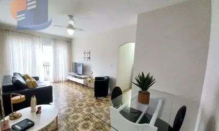 Apto Bem Arejado apenas 400 Metros da Praia da Enseada - Guarujá.