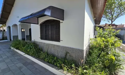 Casa com 3 quartos à venda na Rua Itaguaí, 67, Balneário Itaguaí, Mongaguá