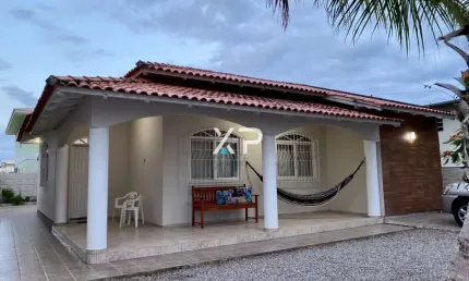 Casa na Praia do sonho com 4 quartos a 100 metros do mar, mobiliada | XP 1578