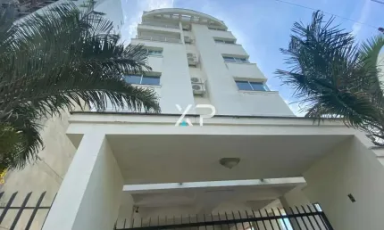 Aparatamento na Pedra Branca com 2 quartos sendo 1 suíte, 2 banheiros e 1 vaga de garagem