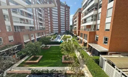 Apartamento Travertino com 3 quartos sendo 1 suíte, 2 banheiros e 2 vagas