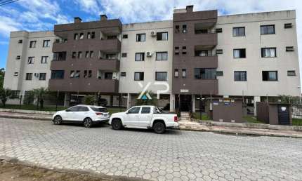 Apartamento a venda Aririú com 3 quartos, 2 banheiros e 2 vagas cobertas