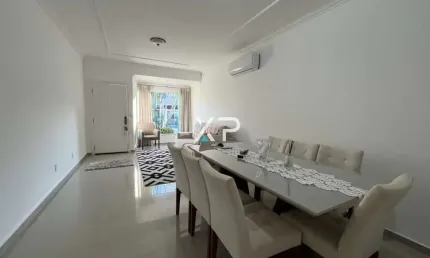Casa no centro de palhoça à venda 4 Quartos 3 banheiros, 2 garagens | XP2171