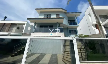 Oportunidade Única! Casa com 4 quartos Totalmente Mobiliada e Equipada na Pedra Branca