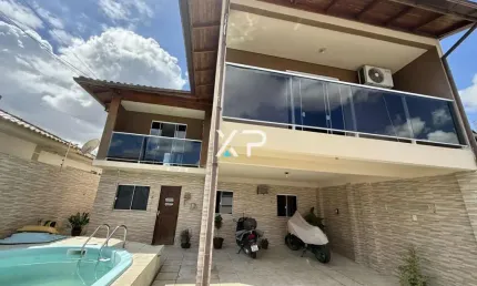 Casa com 5 dormitórios, 2 suíte, 3 banheiros, piscina e 2 vagas no Madri