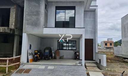 Casa com 3 quartos à venda na Avenida Deltaville, 1, Beira Rio, Biguaçu