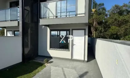 Sobrado amplo de 2 suites, 84 m2 a venda em São José-SC