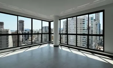 Apartamento 4 quartos com 4 suítes e 188m² - meia praia