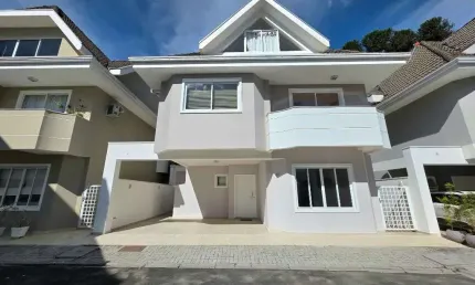 Sobrado com 4 dormitórios para alugar no Residencial Park Avenue Hugo Lange