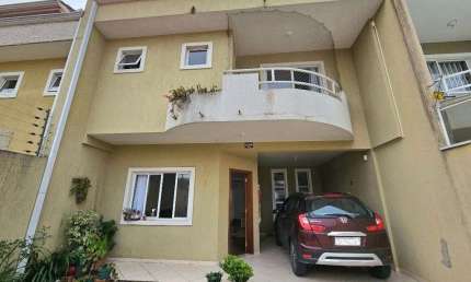 Sobrado com 3 dormitórios à venda, 187 m² por R$ 900.000,00 - Novo Mundo - Curitiba/PR