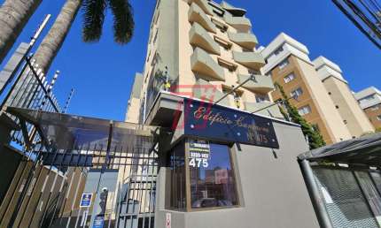 Apartamento com 1 dormitório com garagem para alugar com 33,40m² no Ed. Canmore, bairro Portão