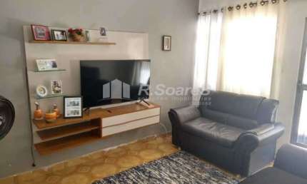Casa com 2 quartos à venda na Rua Alfredo Bastos, Realengo, Rio de Janeiro, 80 m2 por R$ 270.000