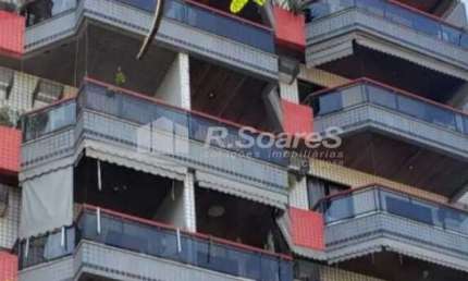 Apartamento com 2 quartos à venda na Rua das Azaléas, Vila Valqueire, Rio de Janeiro, 100 m2 por R$ 530.000