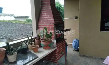 Casa com 2 quartos à venda na Rua Andaluzia, Bento Ribeiro, Rio de Janeiro, 135 m2 por R$ 220.000