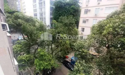 Apartamento com 3 quartos à venda na Rua Constante Ramos, Copacabana, Rio de Janeiro, 106 m2 por R$ 990.000