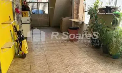 Casa com 3 quartos à venda na Rua Santa Rita de Cássia, Marechal Hermes, Rio de Janeiro, 120 m2 por R$ 280.000