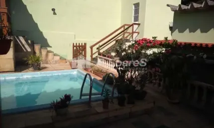Casa com 3 quartos à venda na Rua Aricanga, Vila Valqueire, Rio de Janeiro, 265 m2 por R$ 780.000