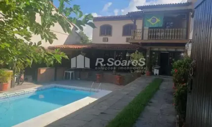 Casa em condomínio fechado com 5 quartos à venda na Rua Retiro dos Artistas, Pechincha, Rio de Janeiro, 348 m2 por R$ 1.390.000