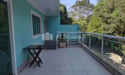 Casa em condomínio fechado com 4 quartos à venda na Rua Moacir dos Santos Lima, Vila Valqueire, Rio de Janeiro, 198 m2 por R$ 980.000