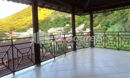 Casa em condomínio fechado com 4 quartos à venda na Rua Carmo do Rio Verde, Jardim Sulacap, Rio de Janeiro, 359 m2 por R$ 919.000