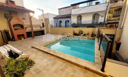 Casa em condomínio fechado com 3 quartos à venda na Rua das Rosas, Vila Valqueire, Rio de Janeiro, 165 m2 por R$ 710.000