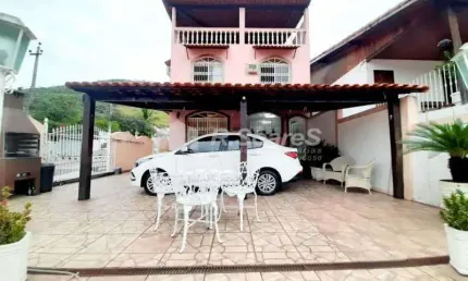 Casa com 5 quartos à venda na Rua Esperantina, Jardim Sulacap, Rio de Janeiro, 224 m2 por R$ 1.100.000
