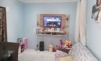 Casa com 2 quartos à venda na Rua Divisória, Bento Ribeiro, Rio de Janeiro, 70 m2 por R$ 300.000