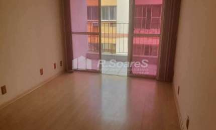Apartamento com 2 quartos à venda na Rua Quiririm, Vila Valqueire, Rio de Janeiro, 54 m2 por R$ 170.000