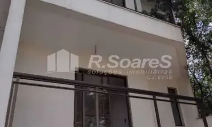 Casa com 4 quartos à venda na Rua Itanhaém, Vila Valqueire, Rio de Janeiro, 180 m2 por R$ 740.000