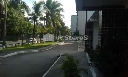 Apartamento com 2 quartos à venda na Estrada Japore, Vila Valqueire, Rio de Janeiro, 66 m2 por R$ 330.000
