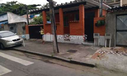 Casa com 2 quartos à venda na Rua Mongólia, Bangu, Rio de Janeiro, 240 m2 por R$ 538.000
