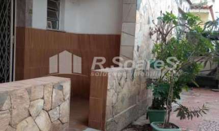 Casa com 3 quartos à venda na Rua Professor Sebastião Fontes, Bento Ribeiro, Rio de Janeiro, 80 m2 por R$ 340.000