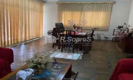 Casa com 3 quartos à venda na Rua Sabino Barroso, Vila Valqueire, Rio de Janeiro, 150 m2 por R$ 640.000