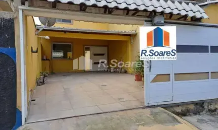 Casa em condomínio fechado com 2 quartos à venda na Rua Jafa, Magalhães Bastos, Rio de Janeiro, 160 m2 por R$ 310.000