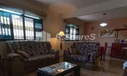 Casa com 4 quartos à venda na Rua Salvaterra, Jardim Sulacap, Rio de Janeiro, 602 m2 por R$ 750.000